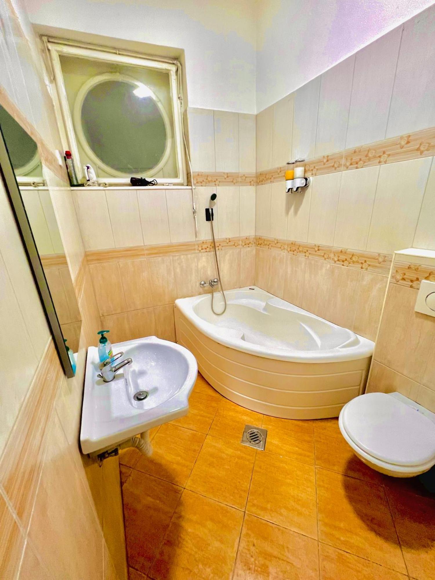 Casa Del Rio Hotell Budapest Eksteriør bilde